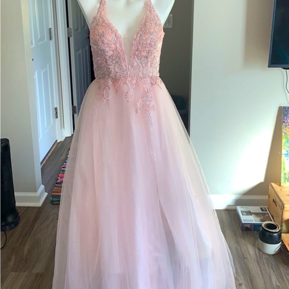 beautiful halter top prom dress